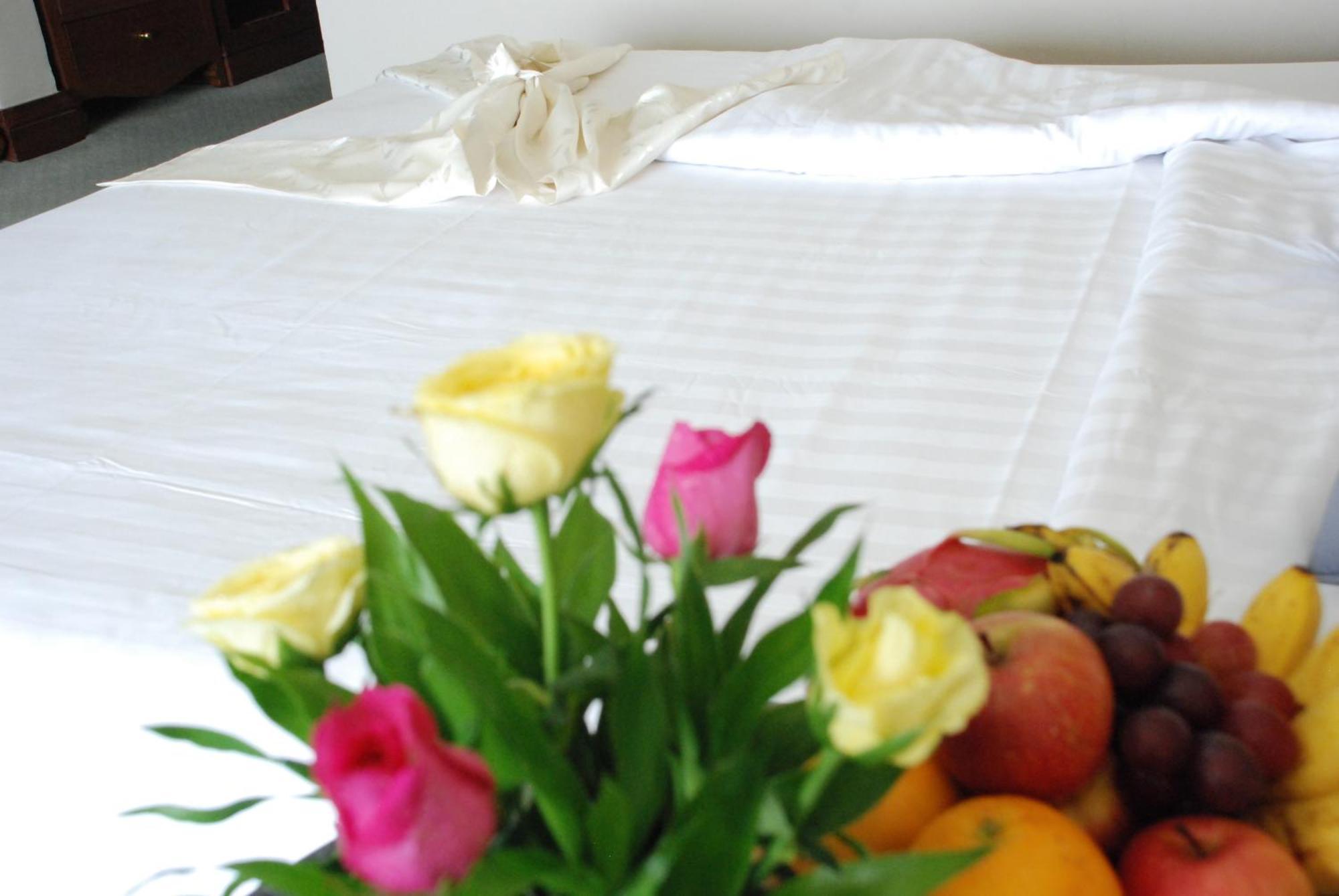 Hotel Cambodiana Phnom Penh Eksteriør billede