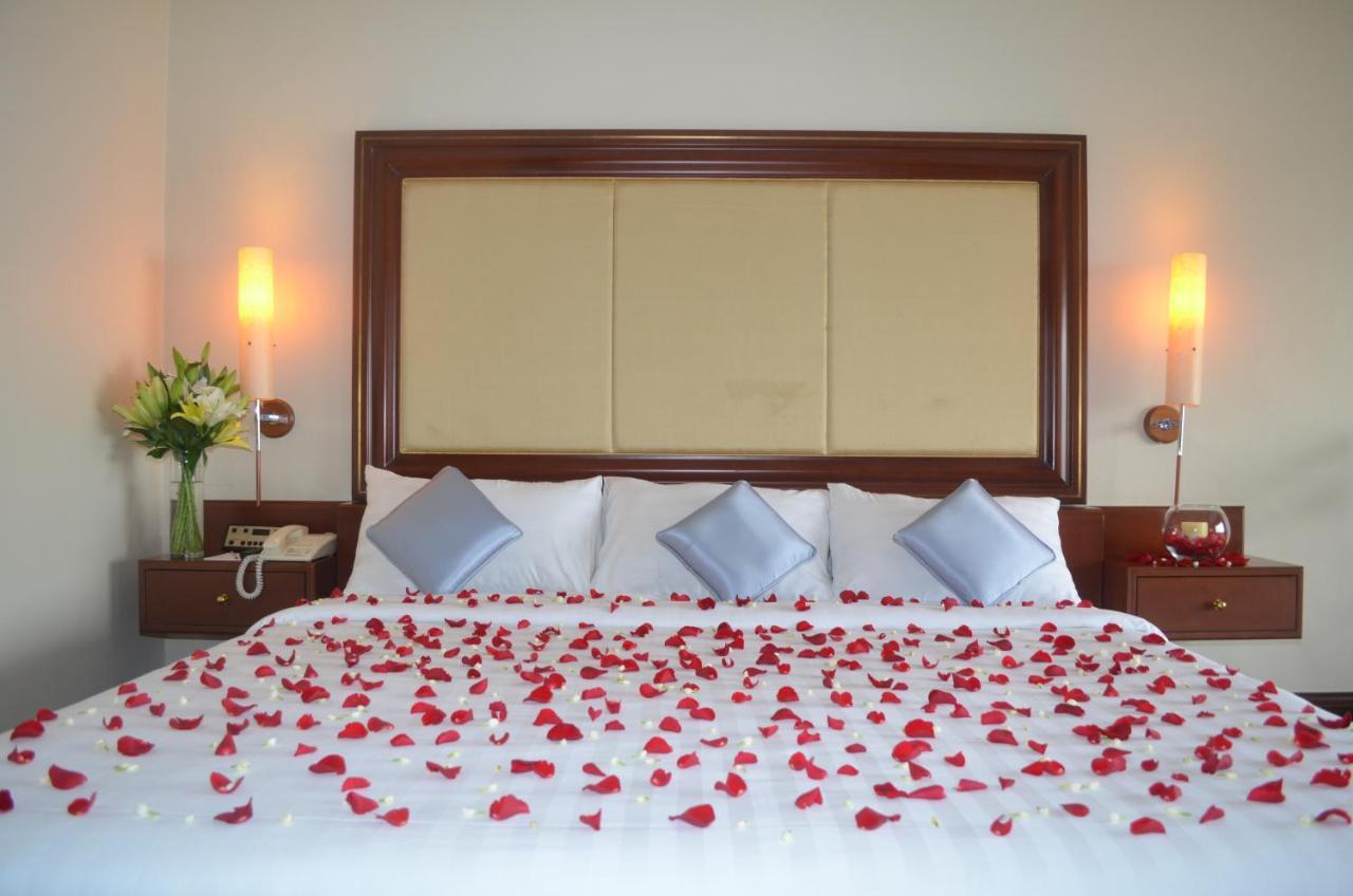 Hotel Cambodiana Phnom Penh Eksteriør billede